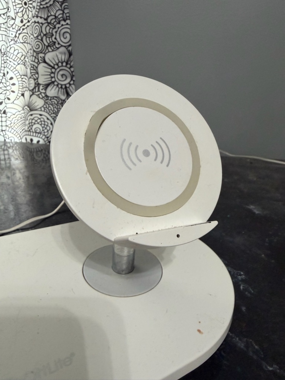 LED Lighted Vanity Mirror w/ Wireless Charging Base – Modern Makeup Mirror - Picture 4 of 5